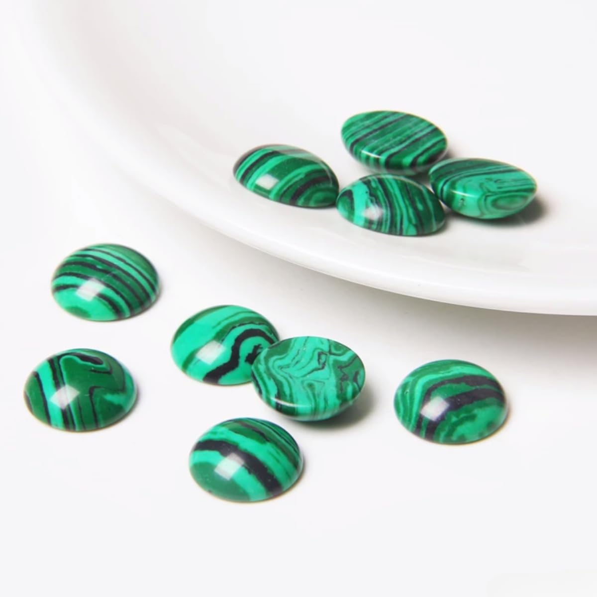 20pcs 16mm Natural Stone No Hole Malachite Semicircle Smooth Cabochons Beads Healing Chakra Crystal Stone Bead for Jewelry Making Rings Earrings Necklace Bracelet DIY Crafts