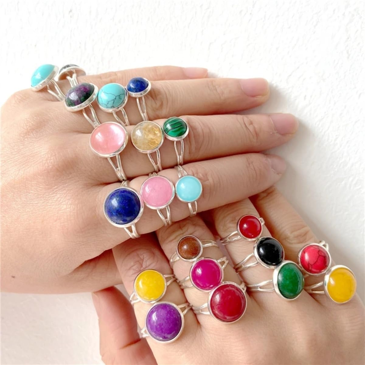 20pcs 16mm Natural Stone No Hole Black Labradorite Semicircle Smooth Cabochons Beads Healing Chakra Crystal Stone Bead for Jewelry Making Rings Earrings Necklace Bracelet DIY Crafts