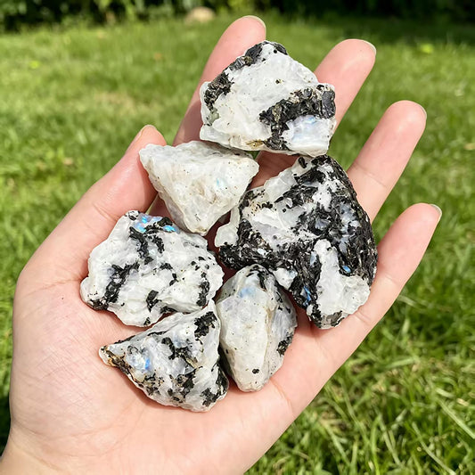0.45lb Raw Natural Moonstone Bulk Raw Crystals, 1.2-2″Large Healing Stones for DIY Crafts, Altar Decor, Meditation, Energy Cleansing.