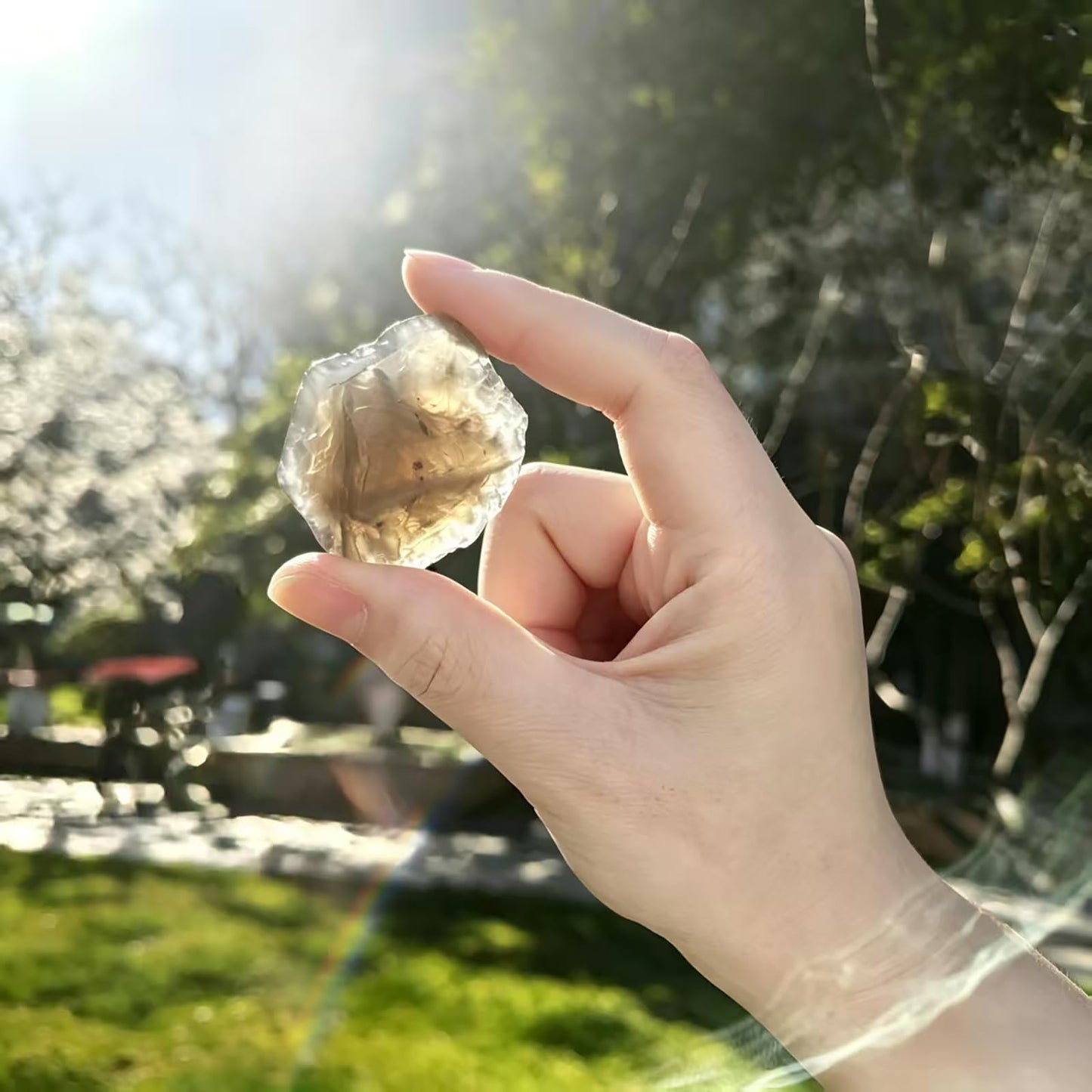 0.45lb Natural Smoky Quartz Raw Crystals 1.2-2″Rough Stones Healing Crystal for Reiki Healing, Chakra Balancing, Tumbling, Wire Wrapping, Home Decor